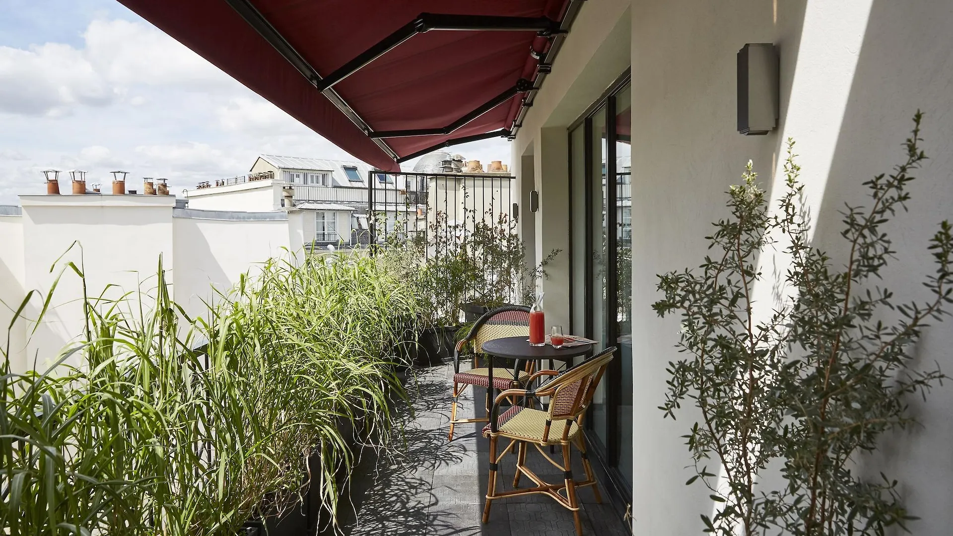 Hotel Le Roch & Paris