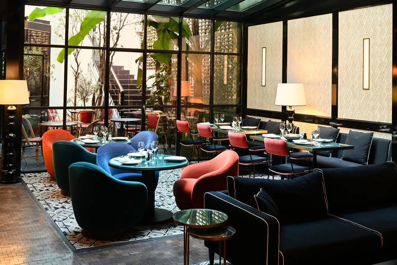 Le Roch & Hotel 5*