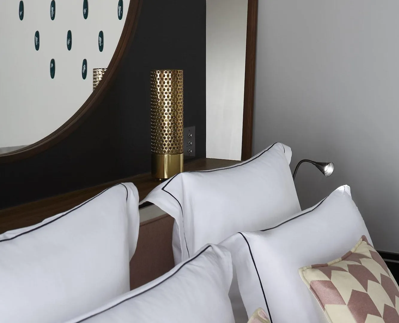 Le Roch & Hotel Paris