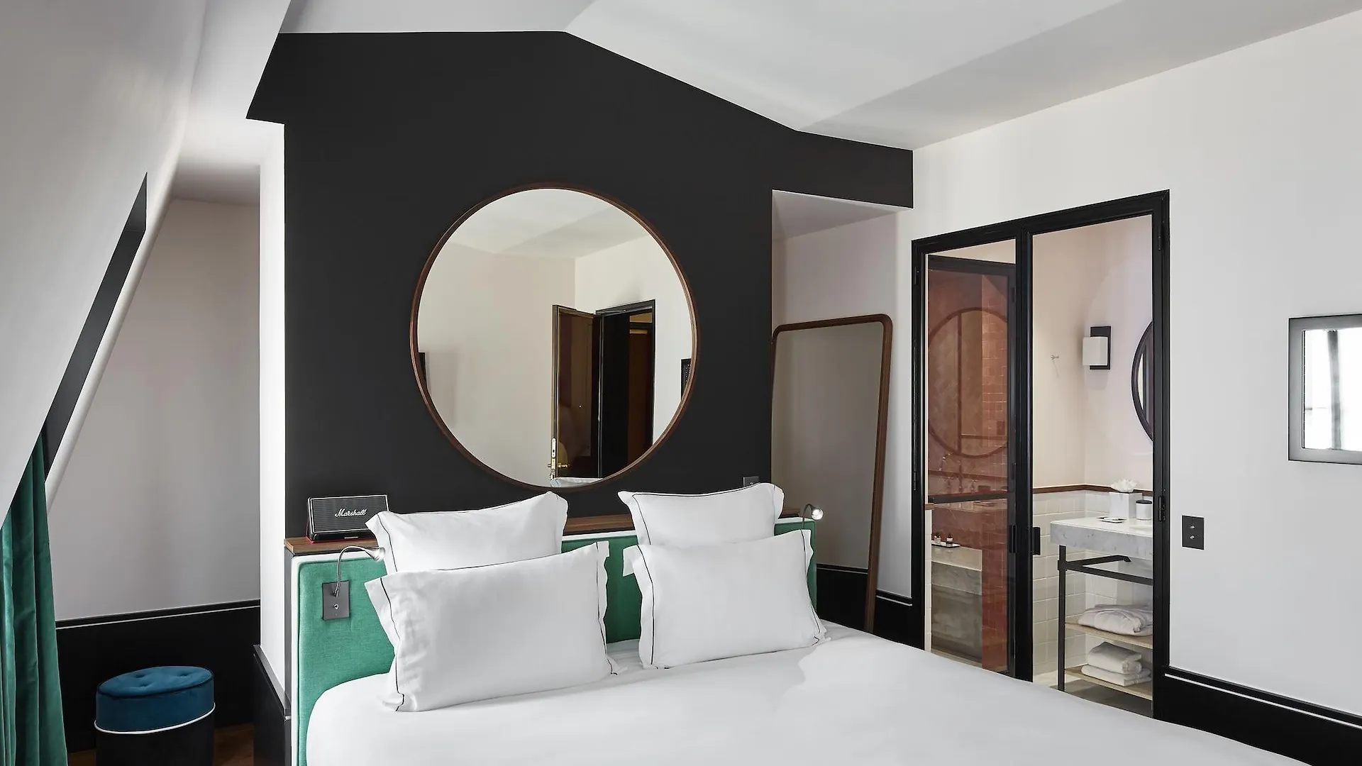 Hotel Le Roch & Paris