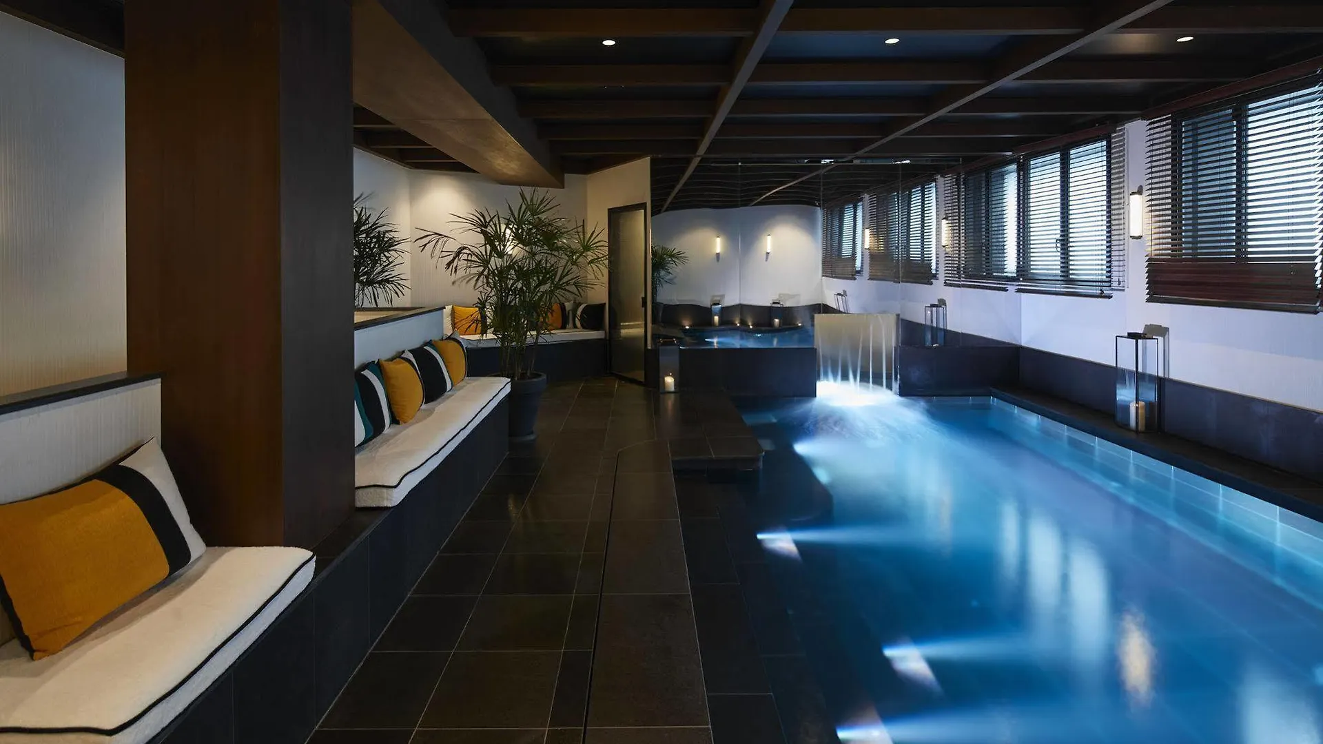Le Roch &